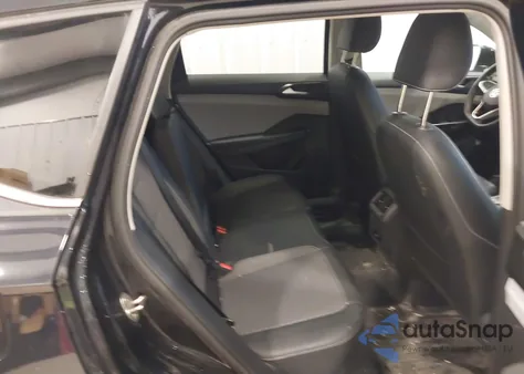 2022 Volkswagen Taos 1.5T Se z USA, uszkodzony, nr VIN 3VVWX7B22NM067413